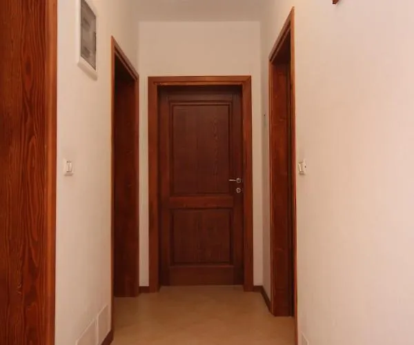 With A Parking Space Novigrad - 7142 Διαμέρισμα *