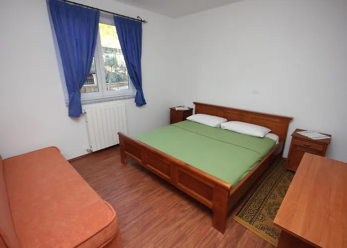 With A Parking Space Novigrad - 7142 Διαμέρισμα